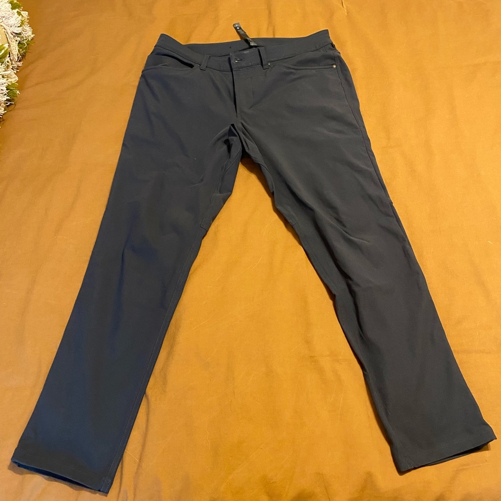 Lululemon pants